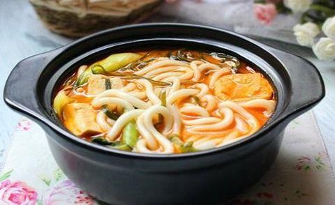 在家做网红美食土豆粉,网红土豆粉制作攻略